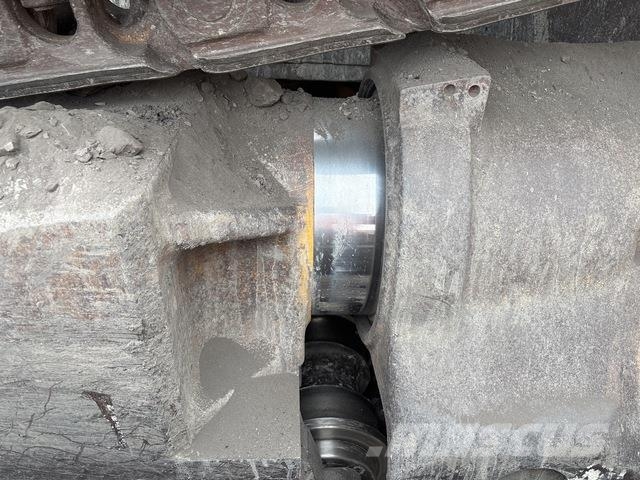 CAT D11R Pásové dozéry