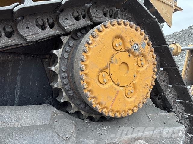 CAT D11R Pásové dozéry