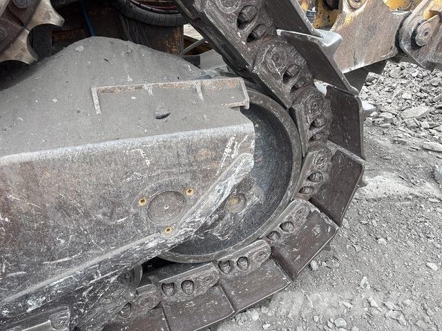 CAT D11R Pásové dozéry