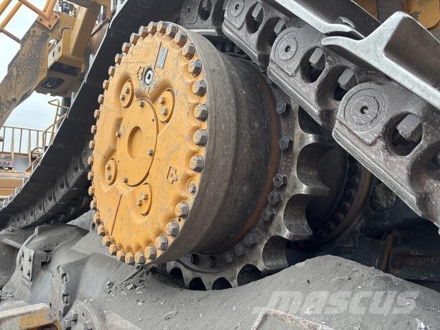 CAT D11R Pásové dozéry