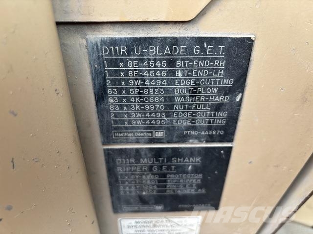 CAT D11R Pásové dozéry