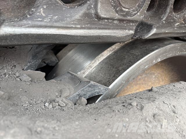 CAT D11R Pásové dozéry