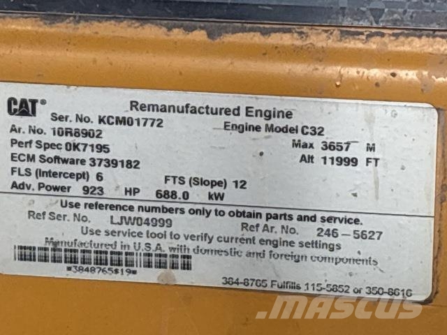 CAT D11R Pásové dozéry