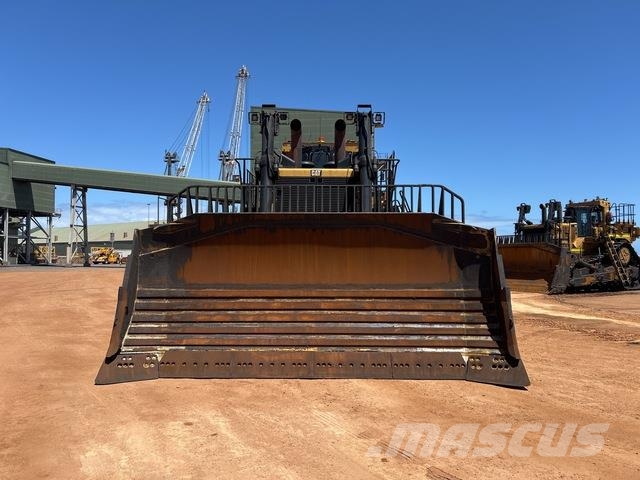 CAT D11T Crawler dozers
