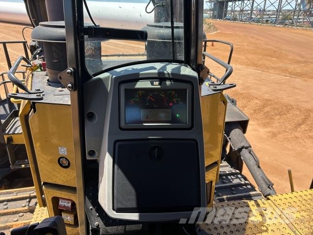 CAT D11T Crawler dozers