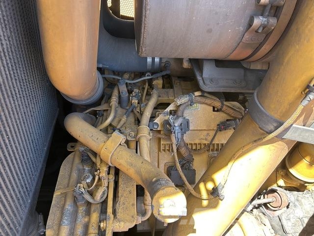 CAT D11T Crawler dozers