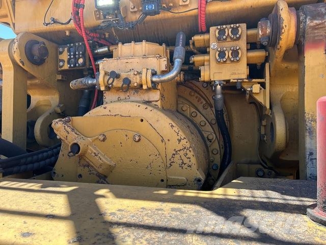 CAT D11T Crawler dozers