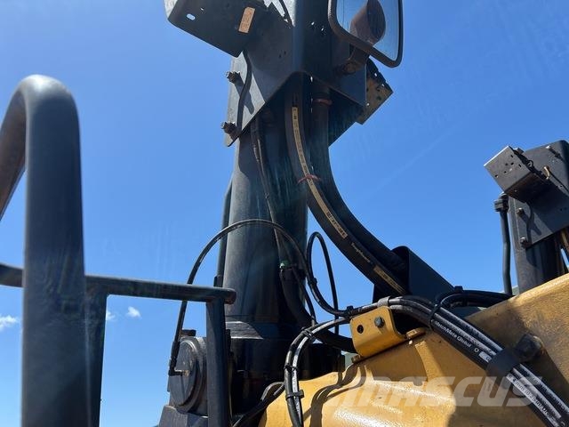 CAT D11T Crawler dozers