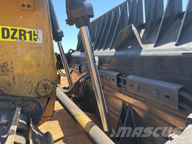 CAT D11T Crawler dozers