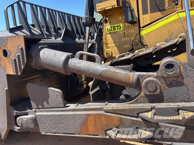 CAT D11T Crawler dozers