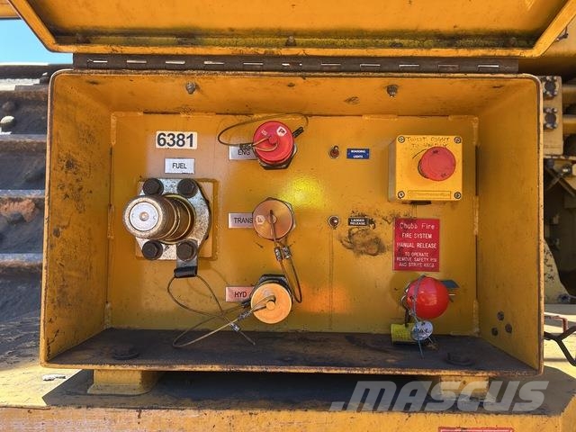 CAT D11T Crawler dozers