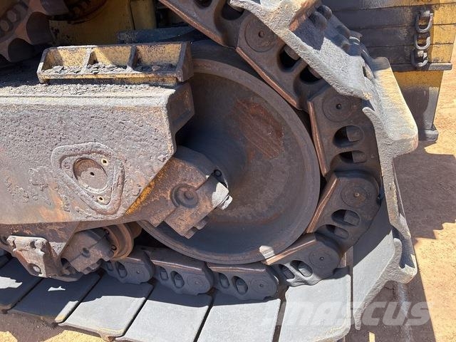 CAT D11T Crawler dozers