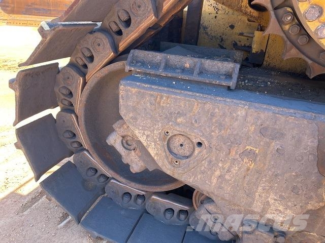 CAT D11T Crawler dozers