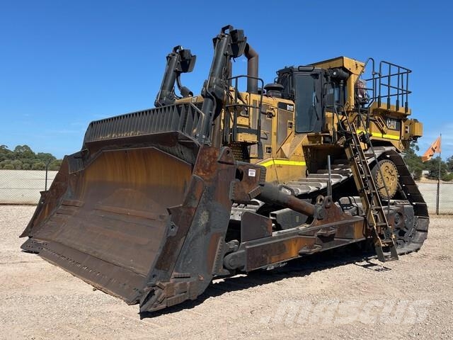 CAT D11T Crawler dozers