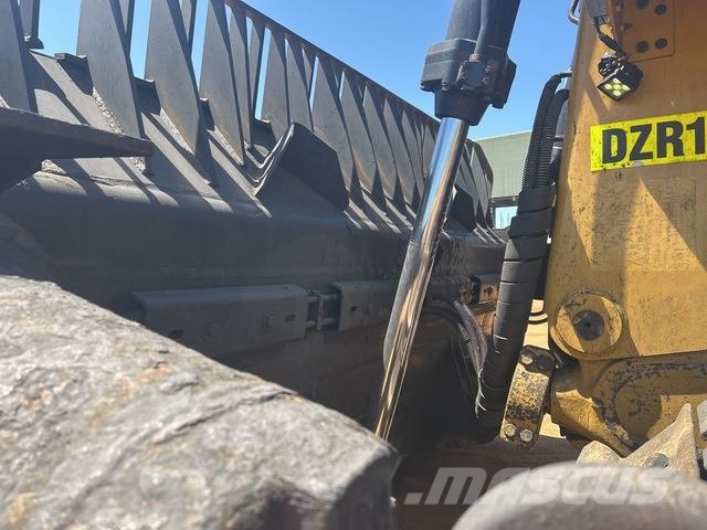 CAT D11T Crawler dozers
