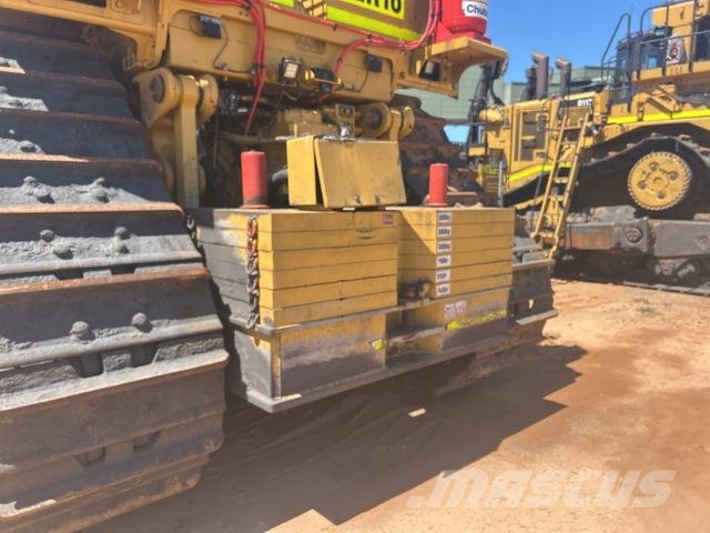 CAT D11T Crawler dozers