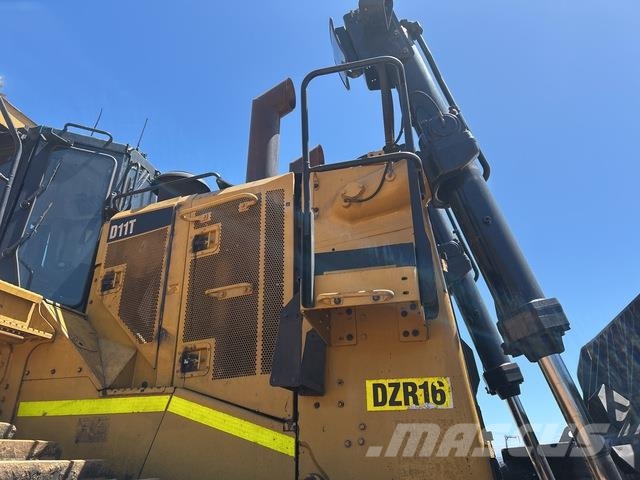 CAT D11T Crawler dozers