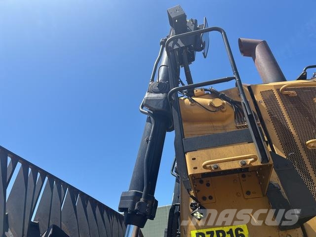 CAT D11T Crawler dozers