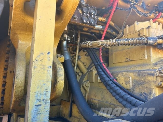 CAT D11T Crawler dozers