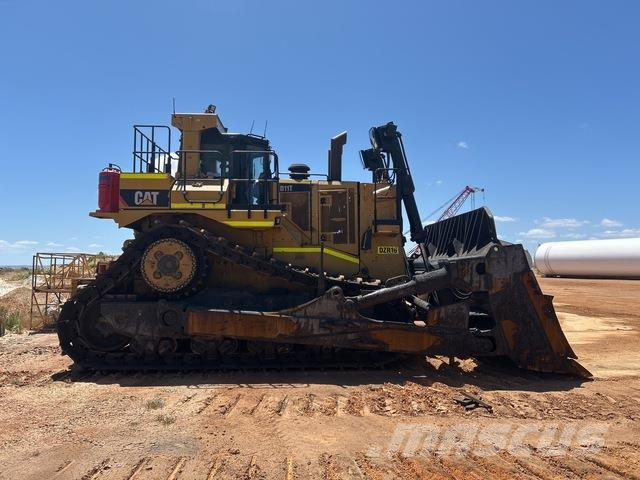 CAT D11T Crawler dozers