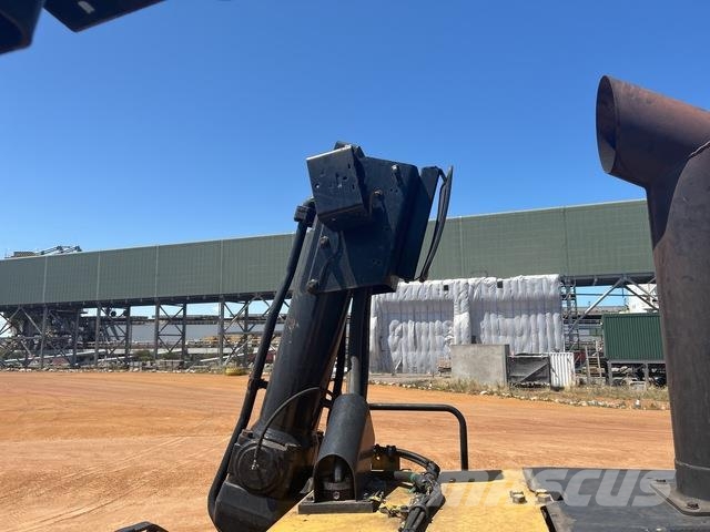 CAT D11T Crawler dozers