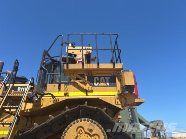 CAT D11T Crawler dozers