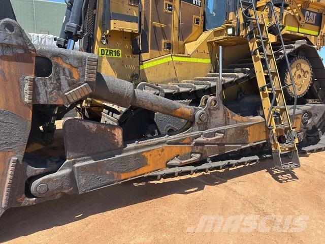 CAT D11T Crawler dozers
