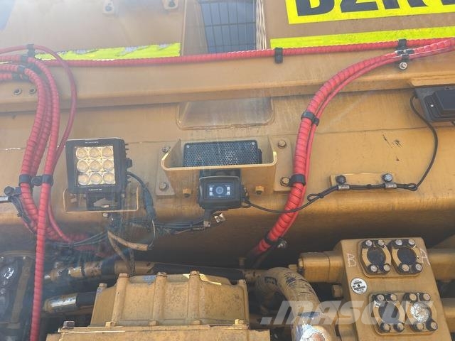 CAT D11T Crawler dozers