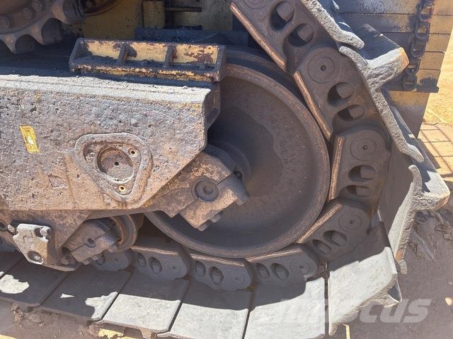 CAT D11T Crawler dozers