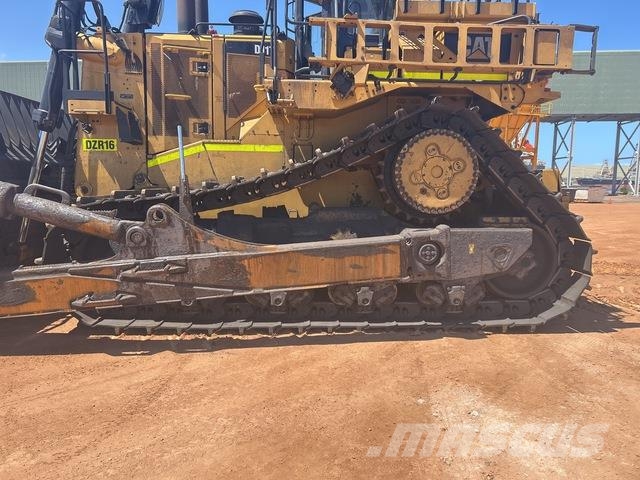 CAT D11T Crawler dozers