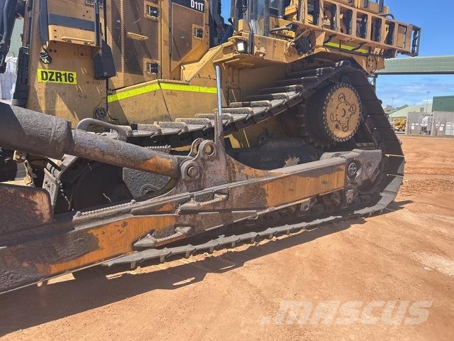 CAT D11T Crawler dozers