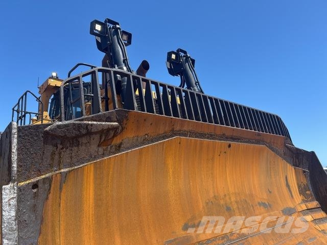 CAT D11T Crawler dozers