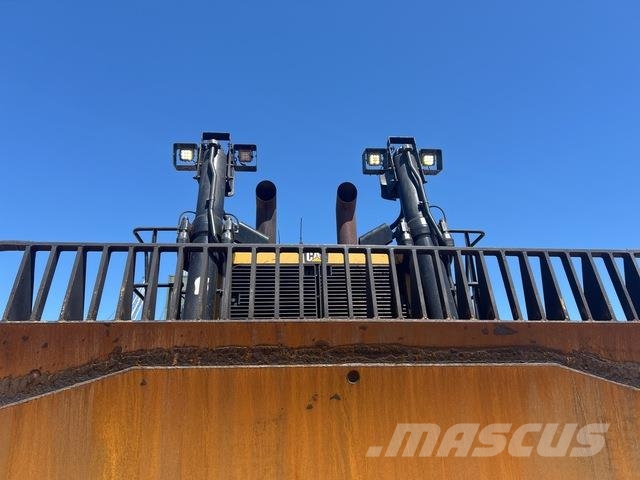 CAT D11T Crawler dozers
