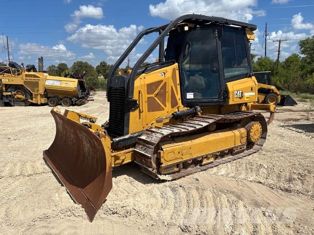CAT D3 Crawler dozers