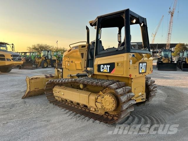 CAT D3K2 LGP Buldožerji goseničarji