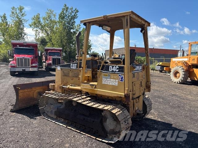 CAT D4C Series II Tratores de esteira