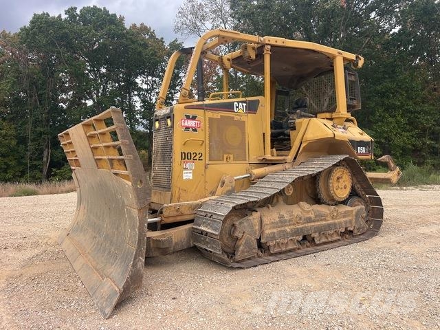 CAT D5N XL Kāpurķēžu buldozeri