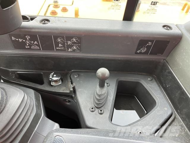 CAT D6 LGP Buldožeri guseničari
