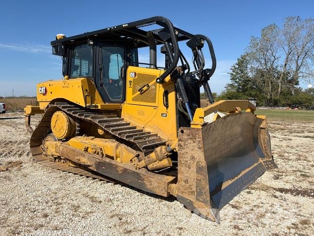 CAT D6B Buldožerji goseničarji