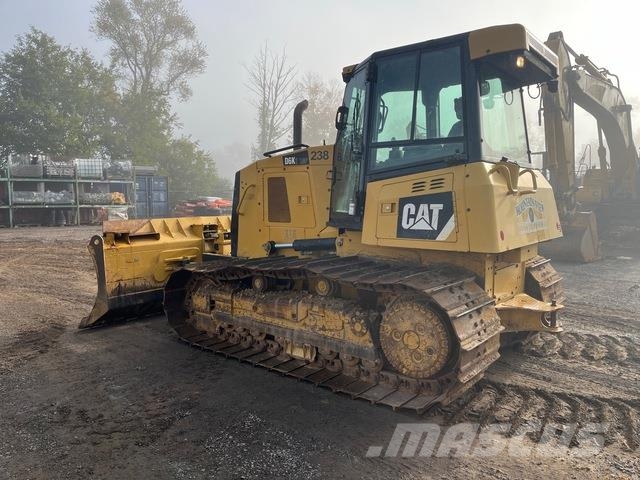 CAT D6K2 LGP Buldožeri gusjeničari