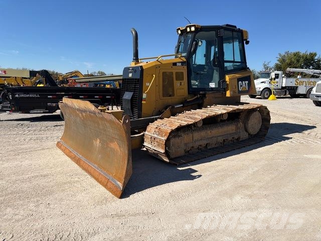 CAT D6K2LGP Buldooserid