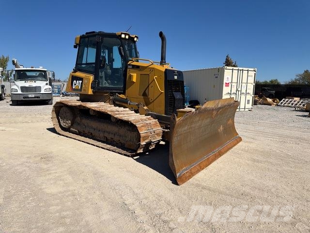 CAT D6K2LGP Buldooserid