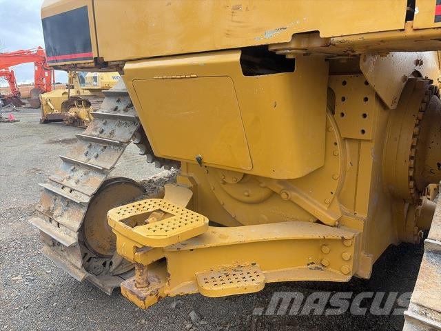 CAT D6N 履帶推土機