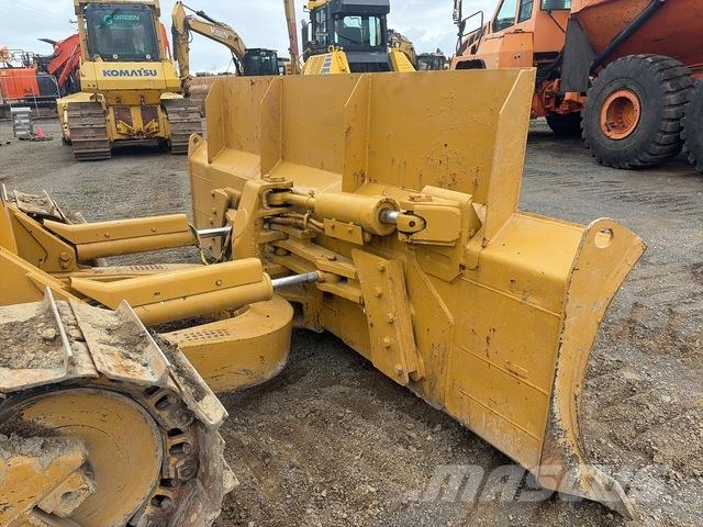 CAT D6N 履帶推土機