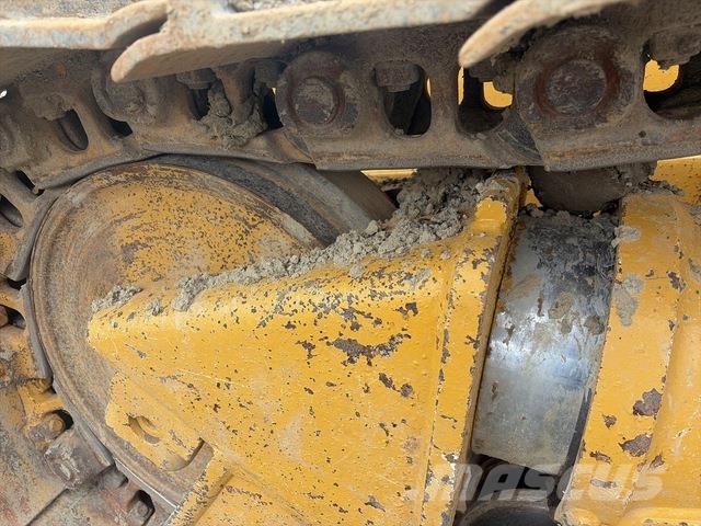 CAT D6N 履帶推土機