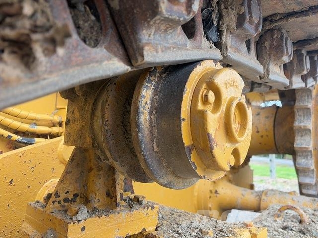CAT D6N 履帶推土機