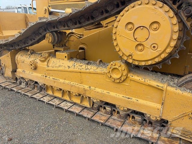 CAT D6N 履帶推土機