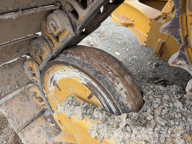 CAT D6N 履帶推土機