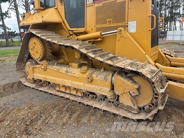 CAT D6N 履帶推土機