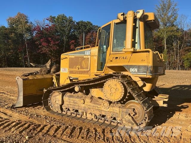 CAT D6N XL Buldožeri gusjeničari